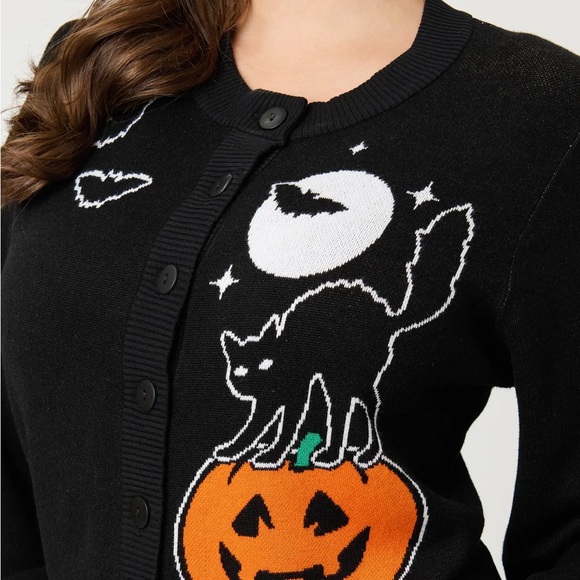 Black Spooky Cat Halloween Cropped Cardigan Sweater - Picture 2 of 3